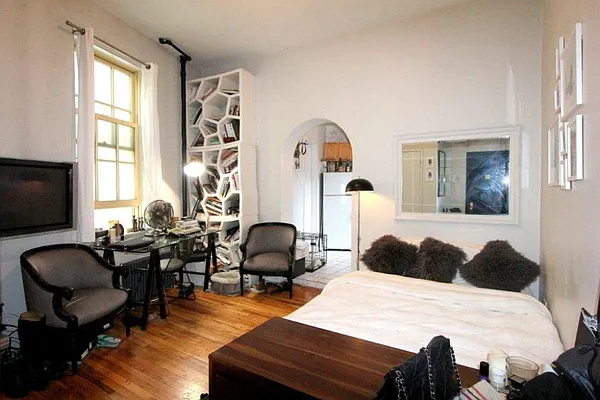 Rented by Town Residential | media 21