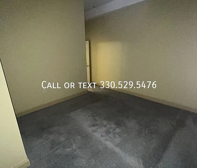 2404 Prospect Ave — Photo 100