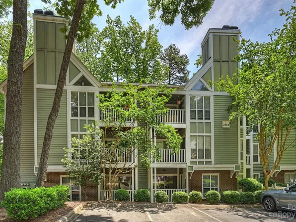 2510 Cranbrook Ln APT 7, Charlotte, NC 28207