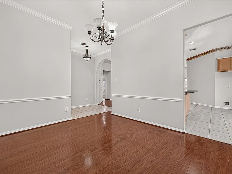10802 Warner Hollow Ct — Photo 6