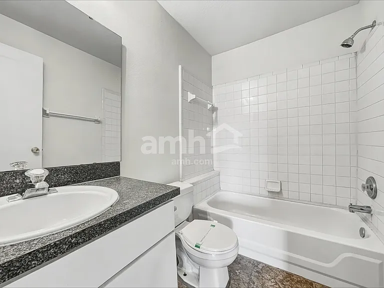 732 McLean Ct — Photo 13
