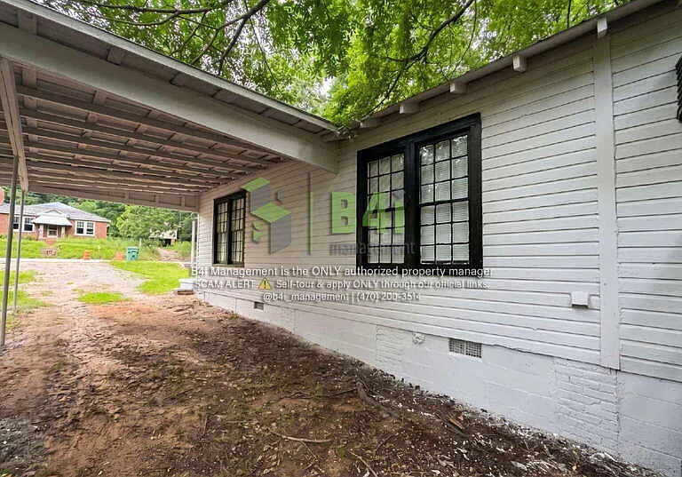 1645 Vinson Hwy SE — Photo 37