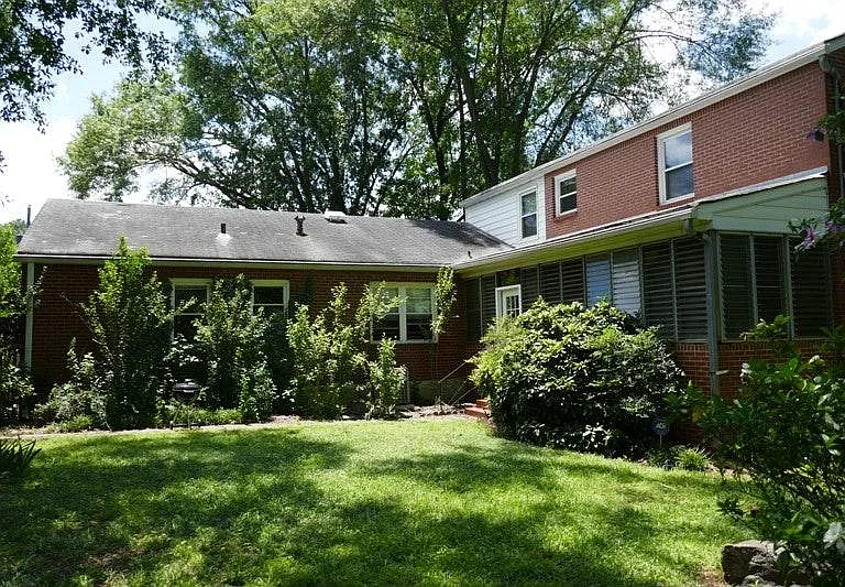 2314 Wineleas Rd — Photo 1