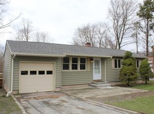 94 Osborne Hill Rd, Fishkill, NY 12524