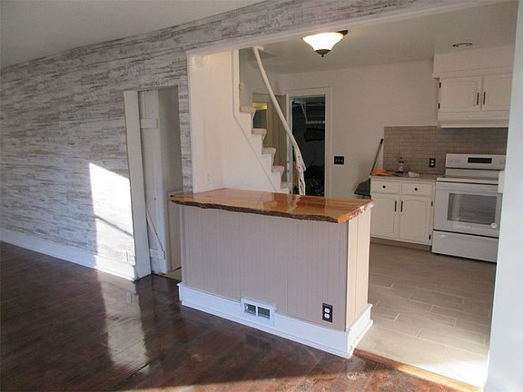 4th image of W218 Central Street
