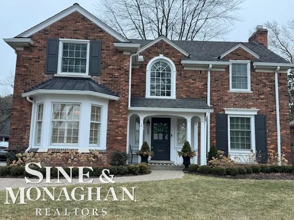 233 Kenwood Ct, Grosse Pointe Farms, MI 48236