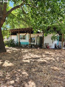365 NW 4th St, Dufur, OR, 97021