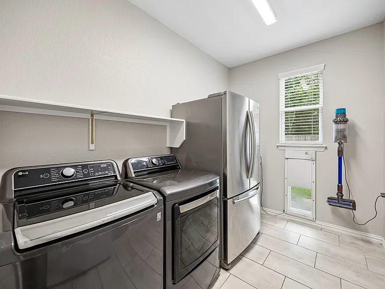 2200 Mountain Creek Ct — Photo 45