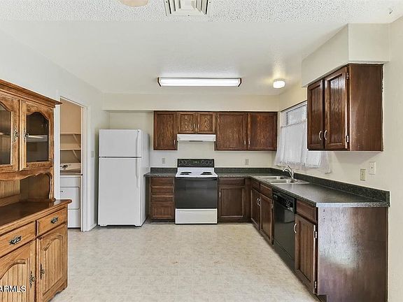 2nd image of 3837 W Michigan Ave