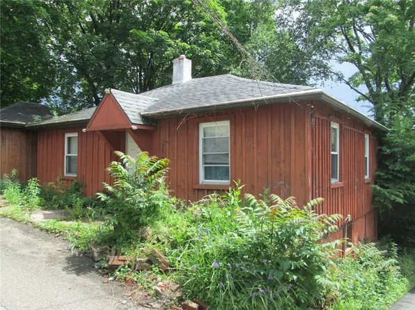 133 Siberian Ave #2, Leechburg, PA 15656