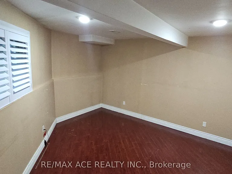 25 Fawnridge Trl #BASEMENT — Photo 17