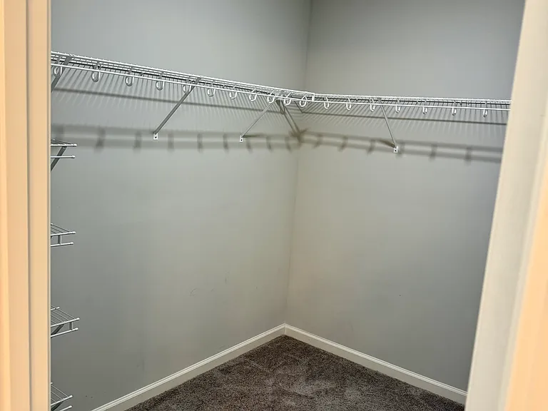 walkin closet