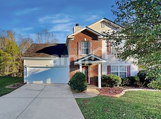 7739 Sullivans Trace Dr, Charlotte, NC 28217