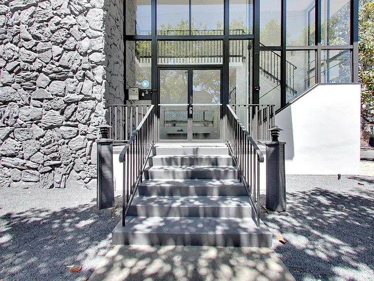 1500 Newlands Ave #206 — Photo 20