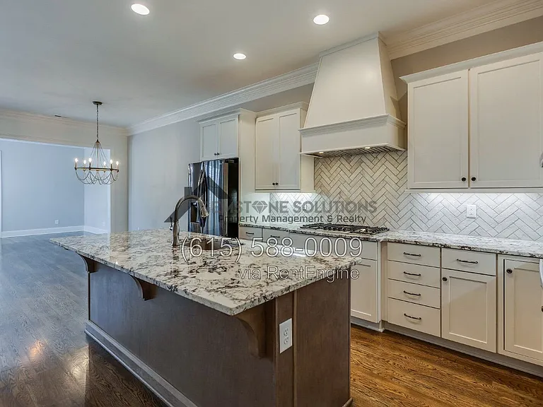 3006 Hathaway St — Photo 12