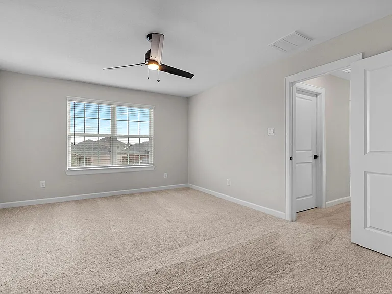10807 Hickory Ln — Photo 12