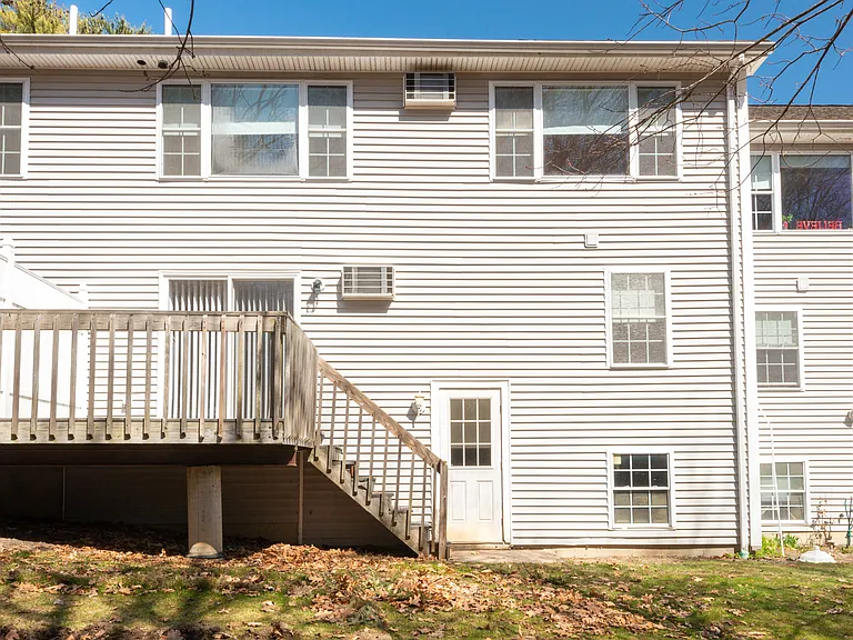 40 Rosewood Dr #40 — Photo 51