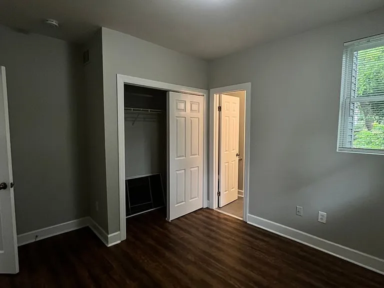 9-21 Pearl St — Photo 11