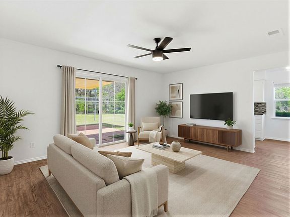 3rd image of 201 Bluebird Cir