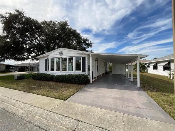 3208 Pebble Bend Dr, Lakeland, FL 33810