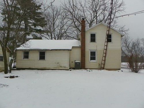 2nd image of 50264 Chamberlain Rd