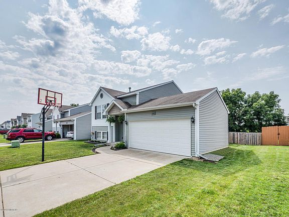 3rd image of 1405 Odell Farm Ln