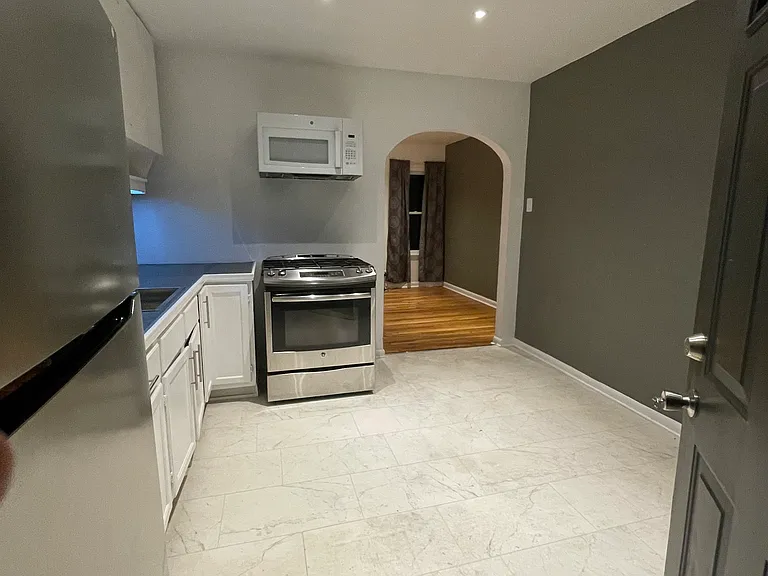 1006 W Woodlawn Ave #2 — Photo 7