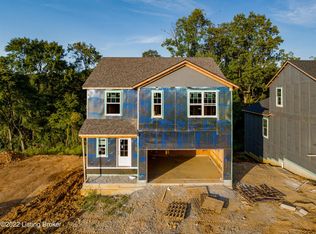 8412 Gateway Run Rd, Louisville, KY 40229