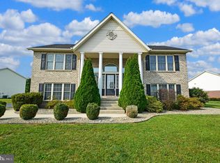 357 Martina Dr, Chambersburg, PA 17201