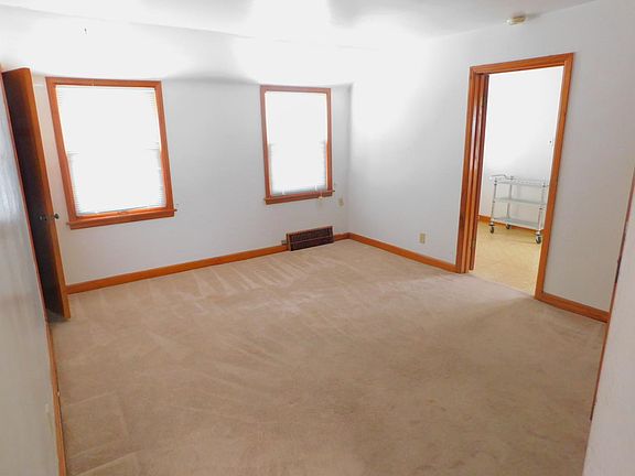 5th image of 1532 E Saveland Ave #1532A