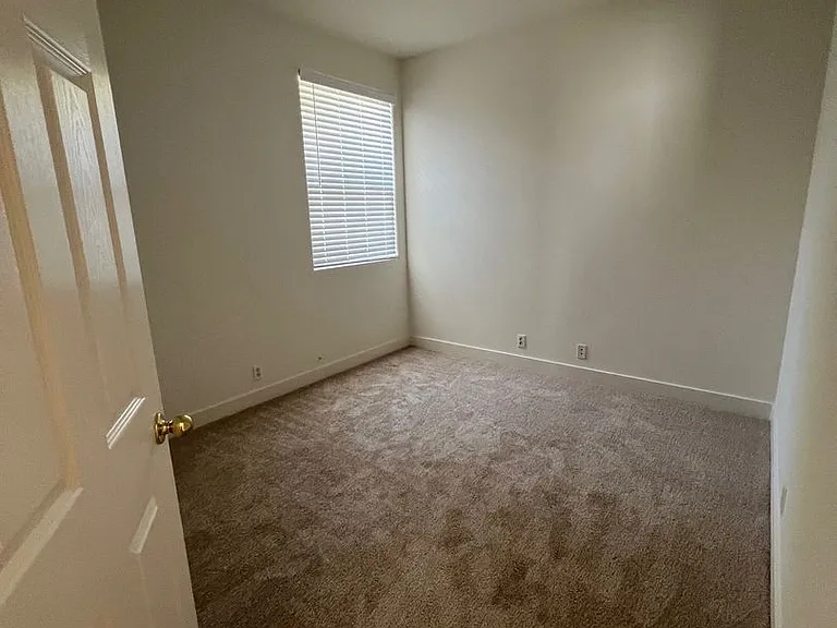 8321 Lewis Ave — Photo 14