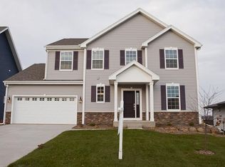 1214 Scenic Rdg, Verona, WI 53593