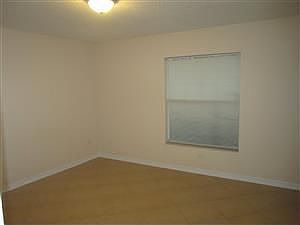4th image of 10112 N 10th St