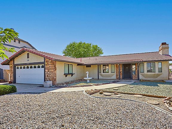 2nd image of 13330 Palos Grande Dr