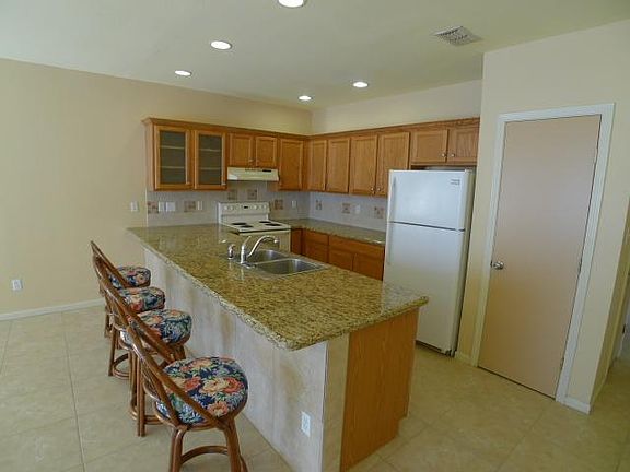 4th image of 119 E Coronado Dr APT B