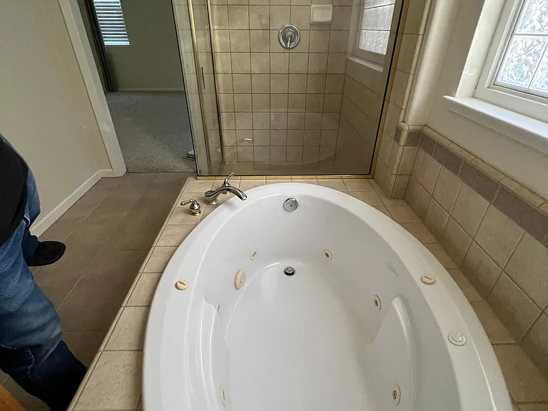 2094 Dorrington Dr — Photo 18