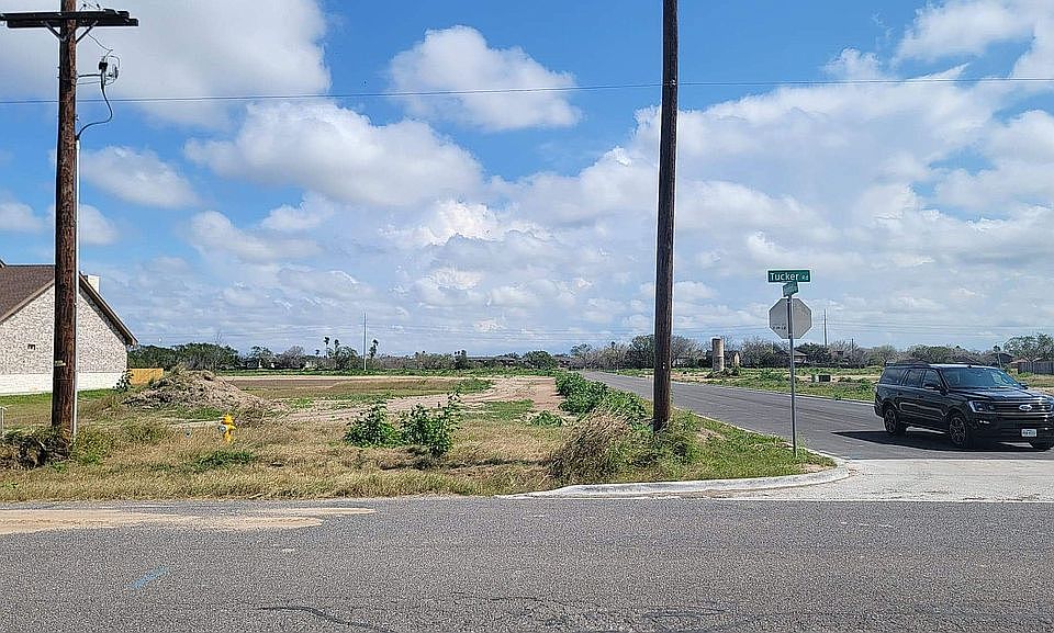 2nd image of Tucker Rd #6