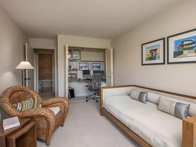2nd bedroom or office
