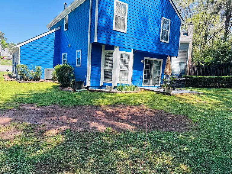530 Barclay Ct — Photo 27