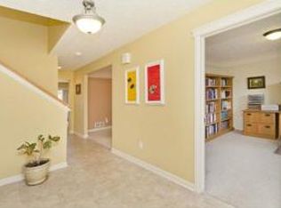 6431 Lake Mathias Dr, New Albany, OH 43054