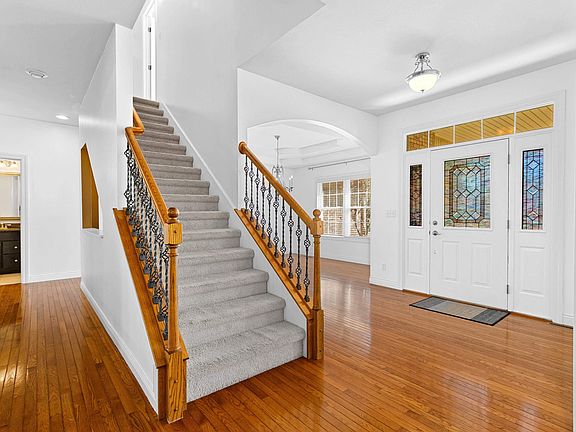 5th image of 7011 N Clayton Ct