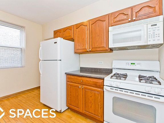 2nd image of 4603 N Spaulding Ave #3B