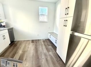 2 Months Free On A 14-Month Lease! Bright 2-Bedroom Basement Suite Available December 1 In Northe..., Edmonton, AB T5W 3R3