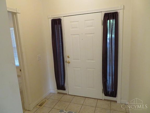 5th image of 117 Carriage Ct