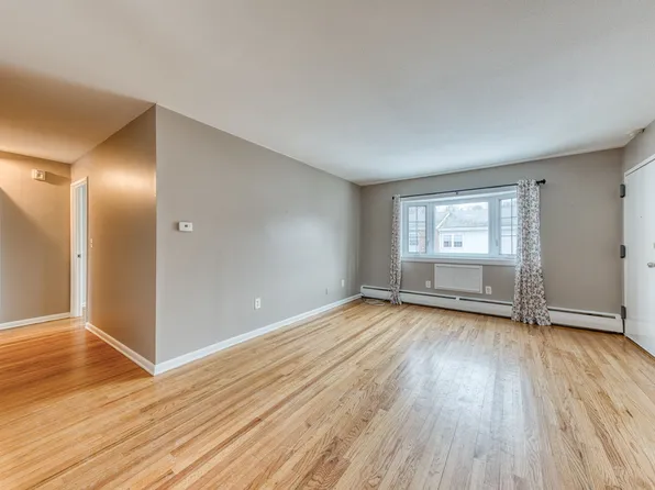 66 Beths Ave APT 15, Bristol, CT 06010