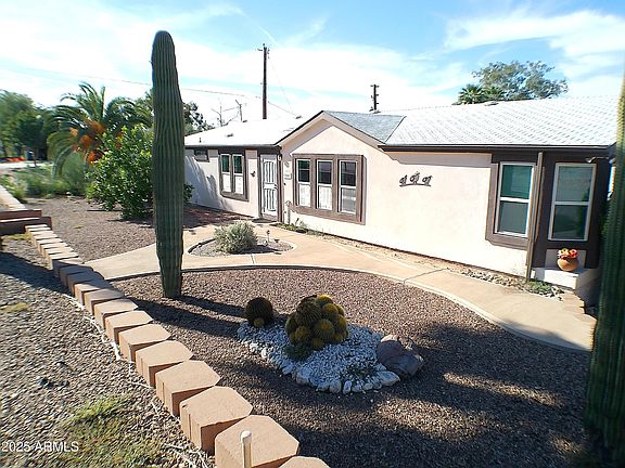 2nd image of 700 E QUEEN CREEK Drive