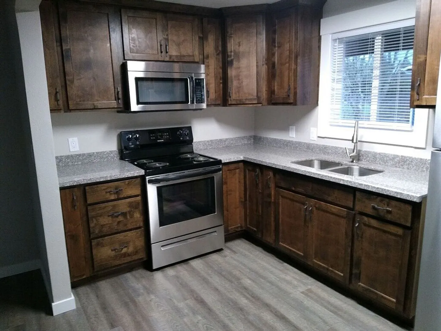 Bella Rose Apartments — Photo 4