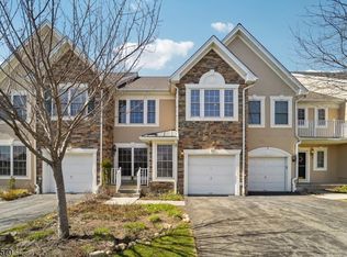 10 Magnolia Way, North Haledon, NJ 07508