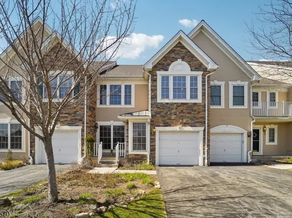 10 Magnolia Way, North Haledon Boro, NJ 07508