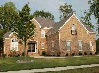 1813 Mill Chase Ln, Waxhaw, NC 28173